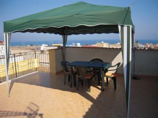 Apartamento : 1/12 personas - vistas a mar - trappeto  palermo (provincia de)  sicilia  italia