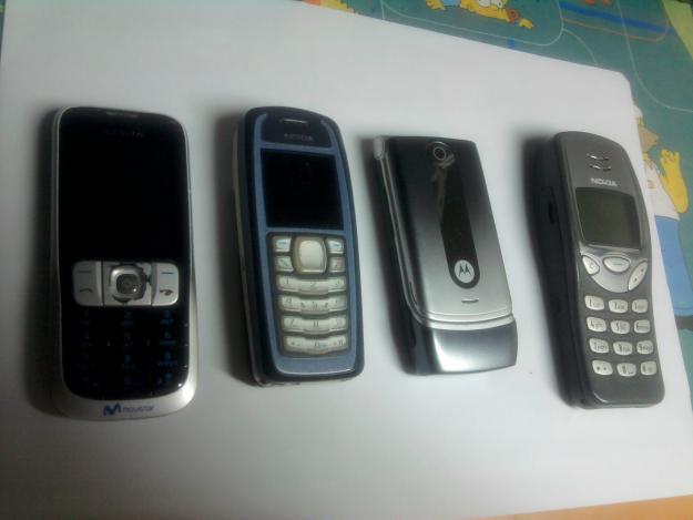 Vendo 4 moviles de segunda mano por 25€