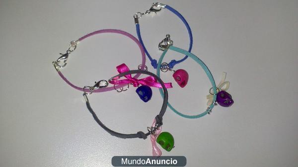 Pulseras de calaveras