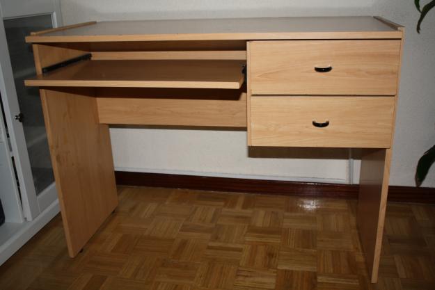 URGE VENDER MESA PARA ORDENADOR