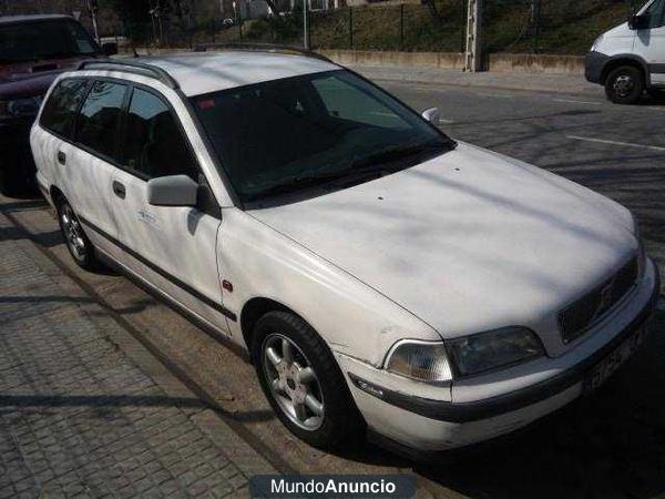 Volvo V40 2.0 I