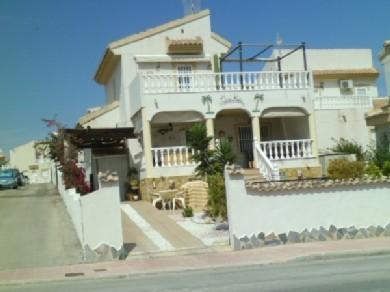 Chalet con 3 dormitorios se vende en Ciudad Quesada, Costa Blanca