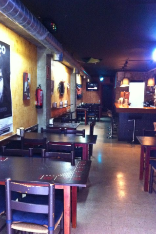 Se traspasa Bar restaurante copas en centro de Terrassa