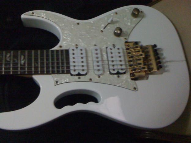 Ibanez Jem 7V réplica