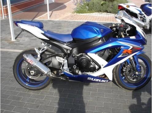 SUZUKI GSX R600