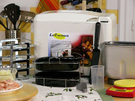 01.A. COCINERA BREADMAN LC 9450 + REGALO A ELEGIR DE TIENDA