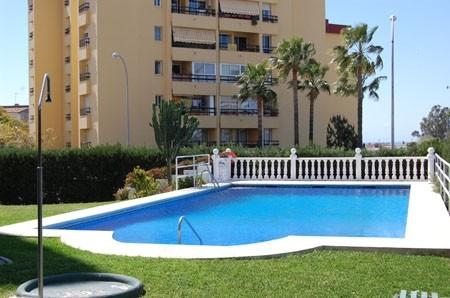 Apartamento a la venta en Nueva Andalucía Costa del Sol