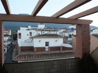 Apartamento con 3 dormitorios se vende en Alhaurin el Grande