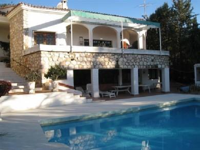 Chalet con 5 dormitorios se vende en Mijas Costa, Costa del Sol