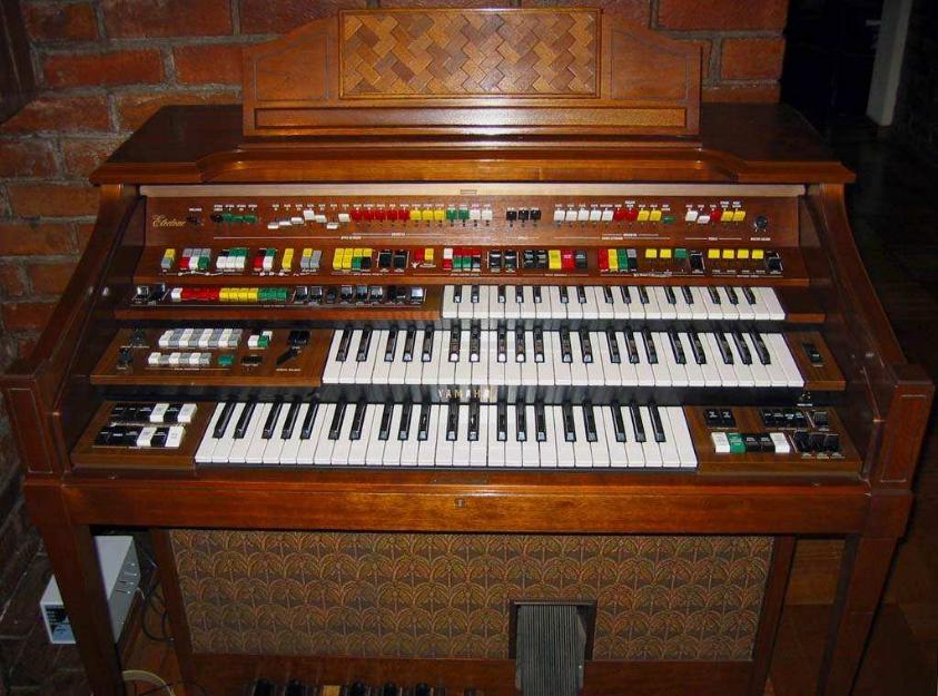 Organo yamaha d 85 electone