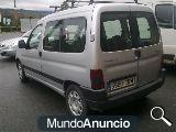 se vende citroen berlingo en Pontevedra  año 2004