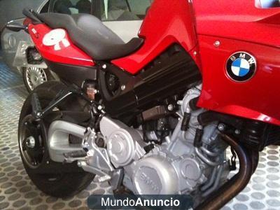 Bmw F 800 S color rojo