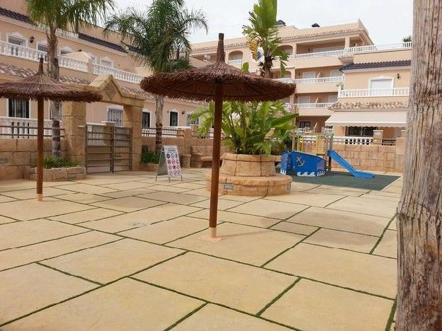 Apartamento en venta en Villamartin, Alicante (Costa Blanca)