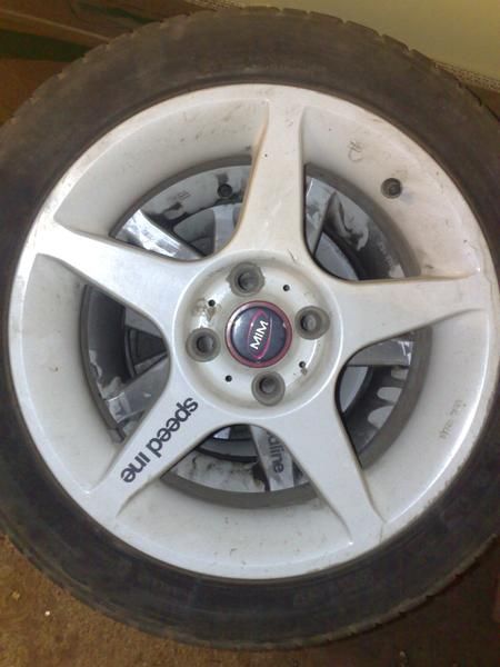 se venden 4 llantas speedline