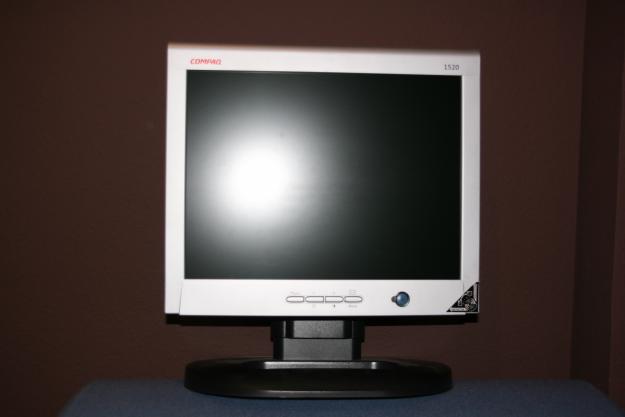 Monitor LCD COMPAQ - HP 15