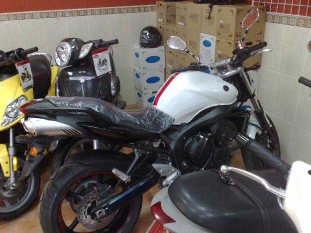 yamaha fz 600 n s2 (98cv) nueva sin caidas ni arañazos