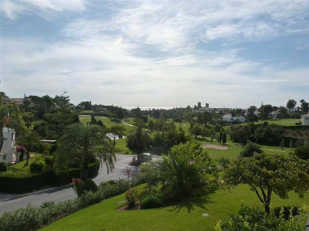 Adosado a la venta en Aloha Costa del Sol