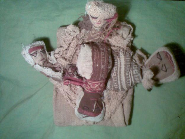 AUTENTICAS MUÑECAS DE VOODO (ILHEUS BRASIL) es una muñeca artesana como cualquier otra