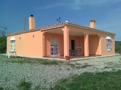 Chalet con 3 dormitorios se vende en Estepona, Costa del Sol