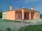 Chalet con 3 dormitorios se vende en Estepona, Costa del Sol - mejor precio | unprecio.es