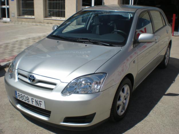TOYOTA COROLLA 2.0 D-4D LUNA