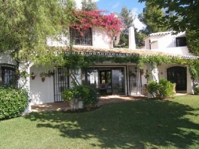 Chalet con 8 dormitorios se vende en Mijas Pueblo, Costa del Sol