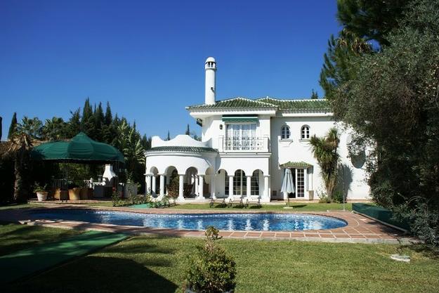 Villas a la venta en Nueva Andalucía Costa del Sol