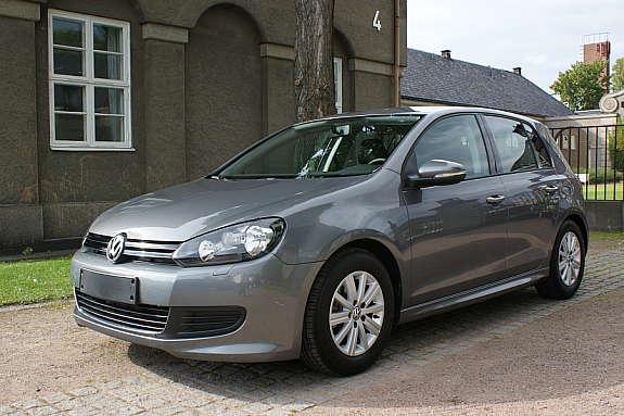 VOLKSWAGEN GOLF 16 TDI BLUEMOTION 99G 105 FAP