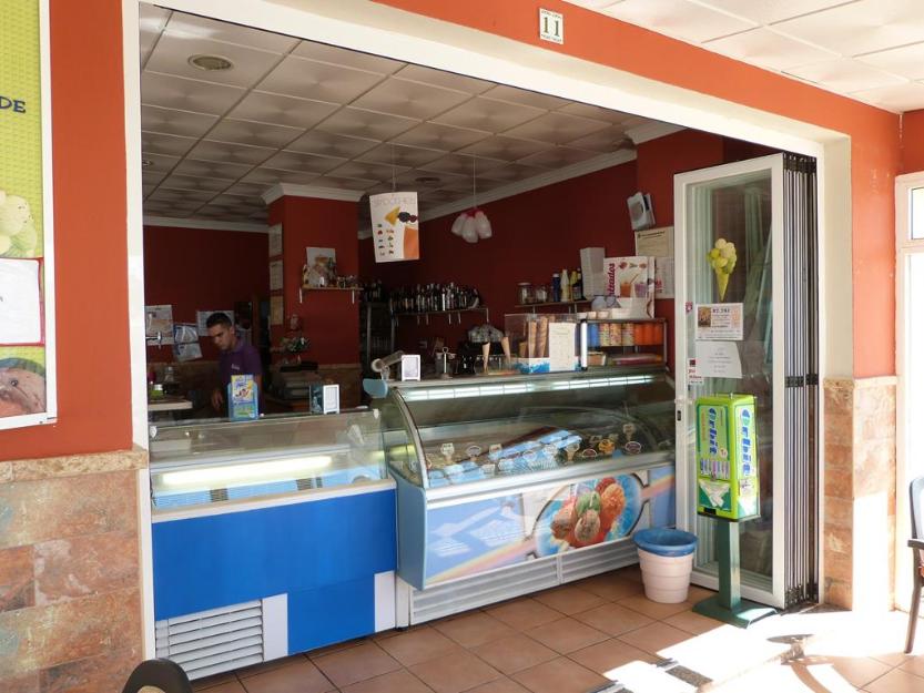 Cafereriaheladeria en traspaso torrox costa playa