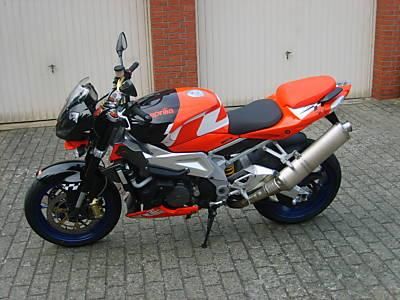 Aprilia Tuono 1000