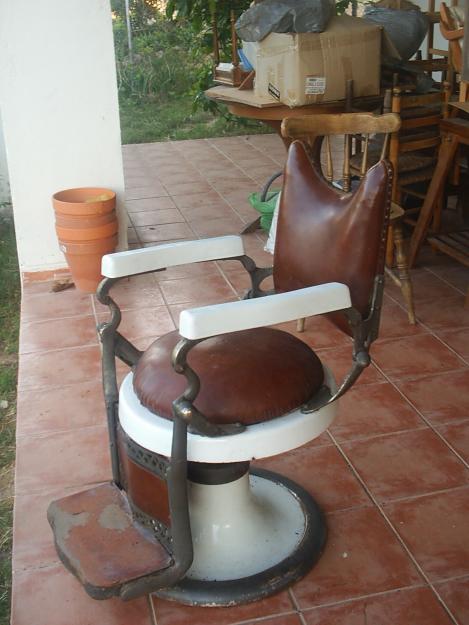 SILLON ANTIGUO PELUQUERIA