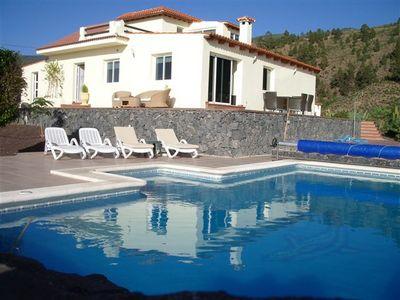 4b  , 4ba   in Tejina,  Canary Islands   - 749500  EUR