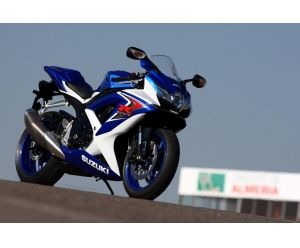 SUZUKI GSX R750