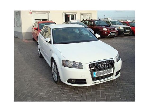 AUDI A1  1.6TDI AMBITION