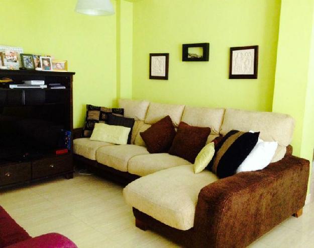 Casa 3 dormitorios, 2 baños, 0 garajes, Buen estado, en Estepona, Malaga