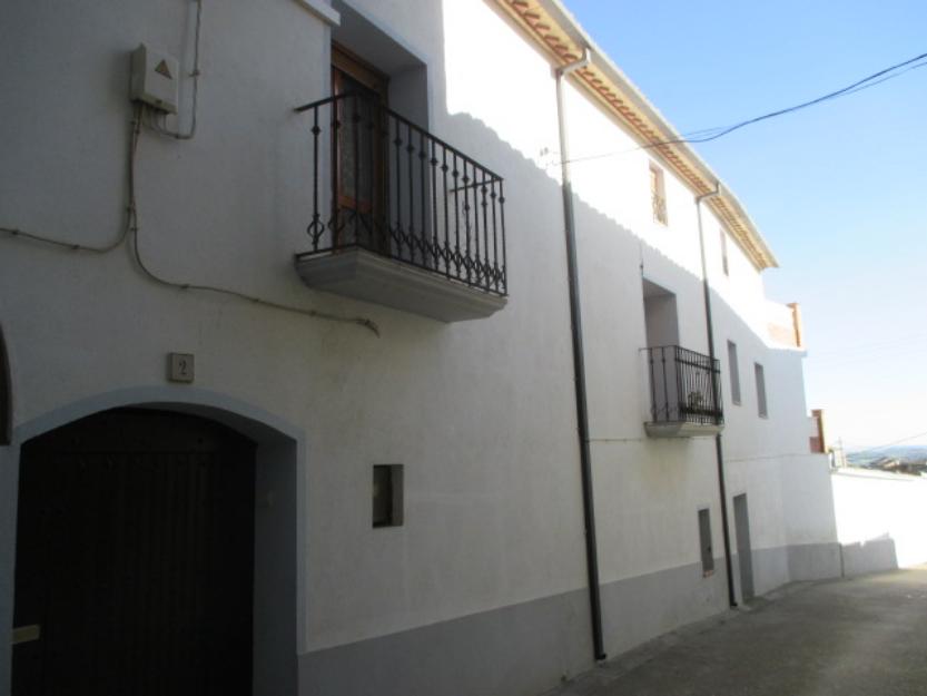 Casa señorial en cregenzan sierra de guara somontano