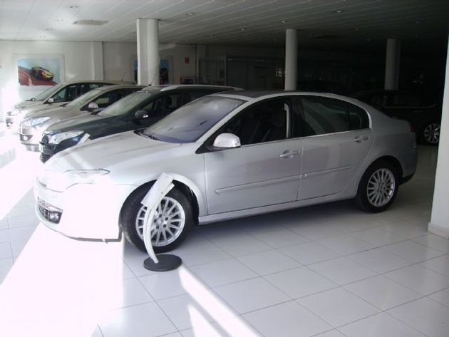 RENAULT LAGUNA 2.0DCI PRIVILEGE 150