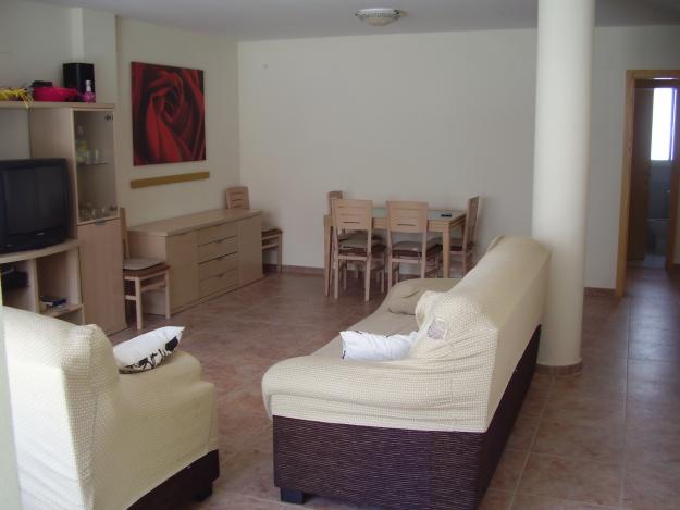 ALQUILO O VENDO ADOSADO EN MARINES VALENCIA
