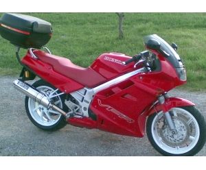 HONDA VFR 750