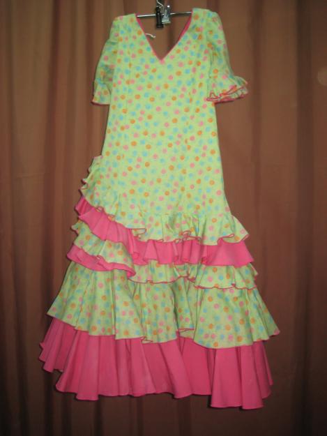 traje de flamenca de niña 6-7 años