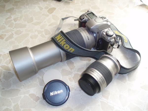 Camara Nikon F65 + Objetivo 28-80mm