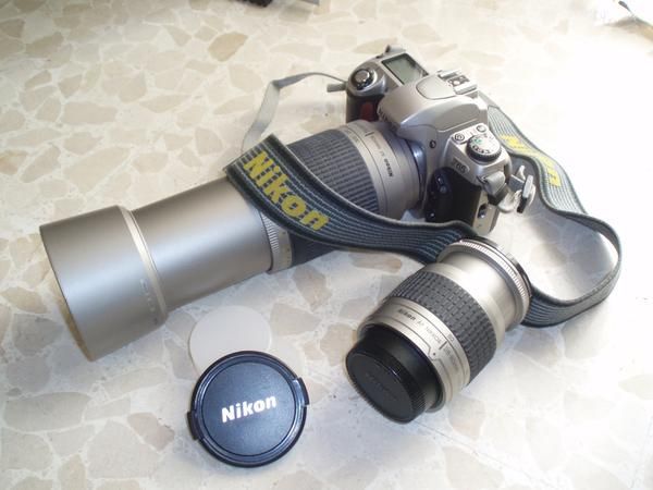 Camara Nikon F65 + Objetivo 28-80mm