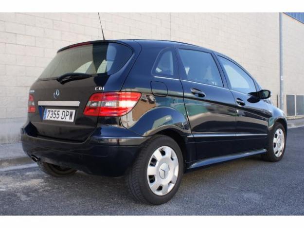 Mercedes-Benz B 180 CDI