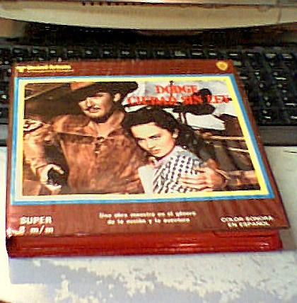 super 8.pelicula-dodge ciudad sin ley.