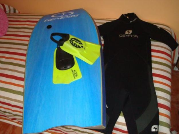 VENDO TABLA DE BODYBOARD, NEOPRENO Y ALETAS