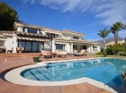 Chalet con 5 dormitorios se vende en Marbella, Costa del Sol - mejor precio | unprecio.es