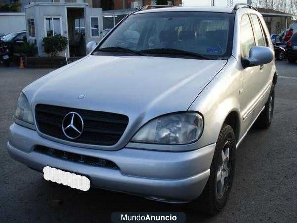 Mercedes-Benz ML 320  AUTOMÁTICO