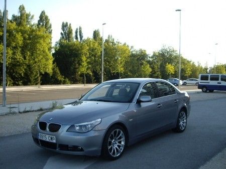 BMW SERIE 5 530 D - Navarra