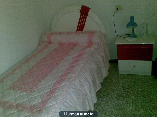 DORMITORIO JUVENIL SEMINUEVO