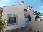 Chalet con 2 dormitorios se vende en Villamartin, Costa Blanca - mejor precio | unprecio.es